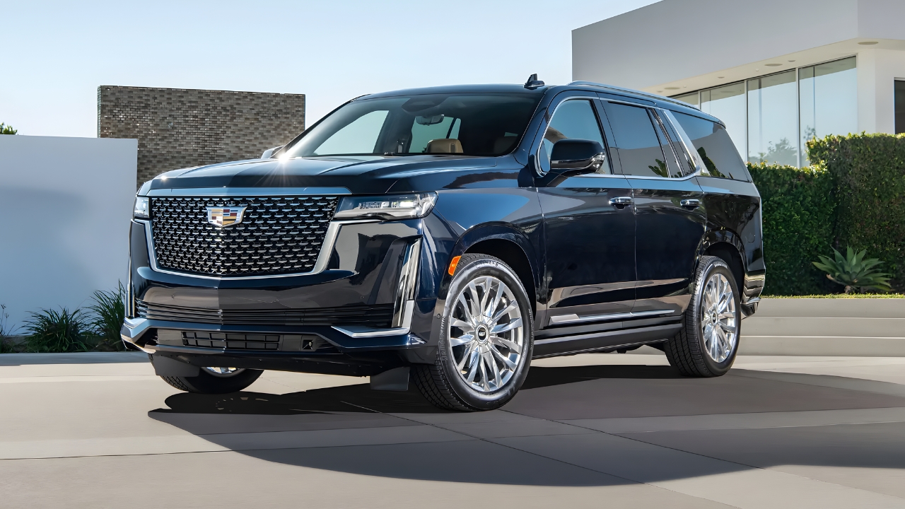 Cadillac Escalade 2026 Launch: Massive Screens, Super Cruise, and 500-Mile EV Range
